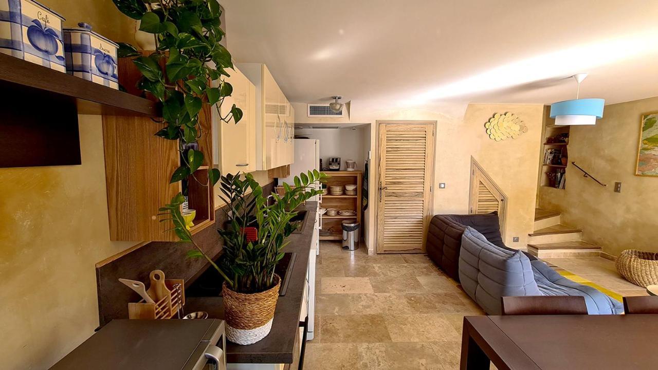 Le Jardinet De Rosa Maison De Village Eygalières Eksteriør billede