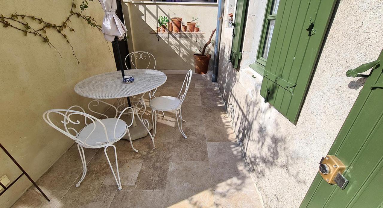 Le Jardinet De Rosa Maison De Village Eygalières Eksteriør billede
